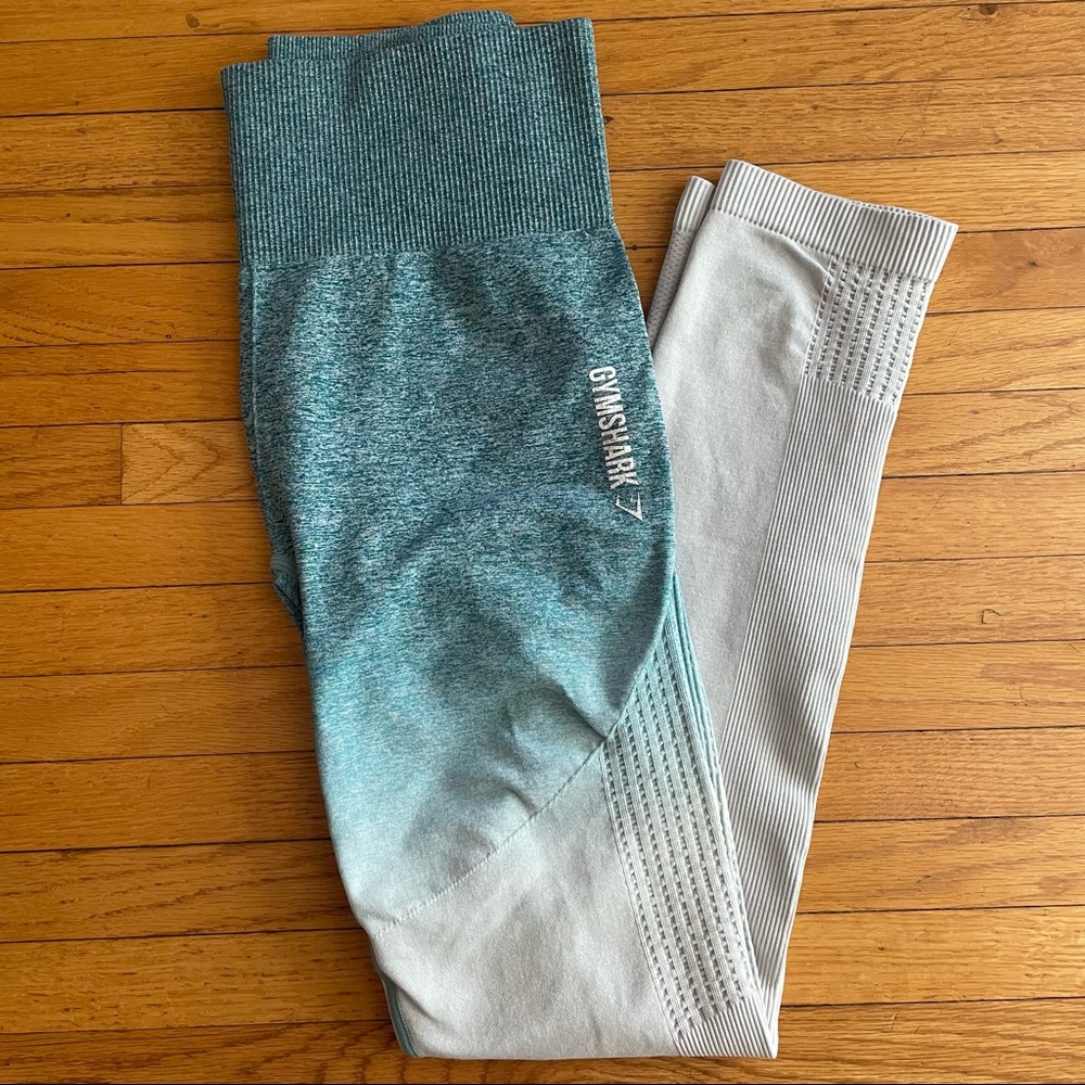 GYMSHARK Adapt Ombre Seamless Leggings in Deep Teal and Ice Blue - Small